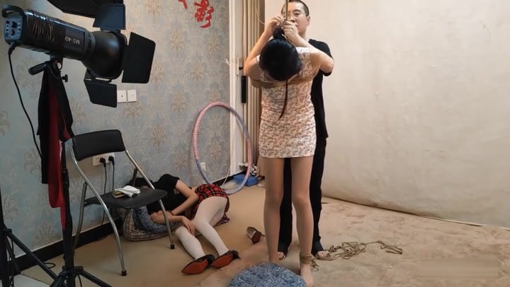双人母女的劫难 Preview 2