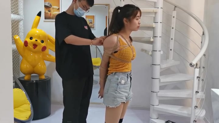 奥特曼 K-WEN的极限捆绑（第二部）超极限驷马，单腿吊缚，捆绑蹦床 Preview 2