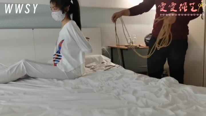 雯雯绳艺 卑鄙的小偷！ Preview 2