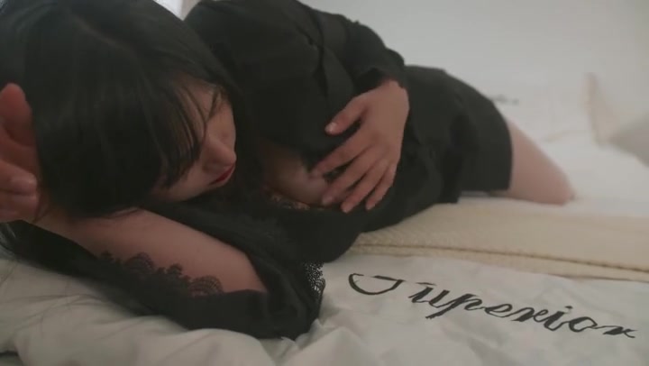 4K映像 你新充值的女友已到账，请签收 枕边男友视角，梦幻滤镜，白丝长腿 Preview 2
