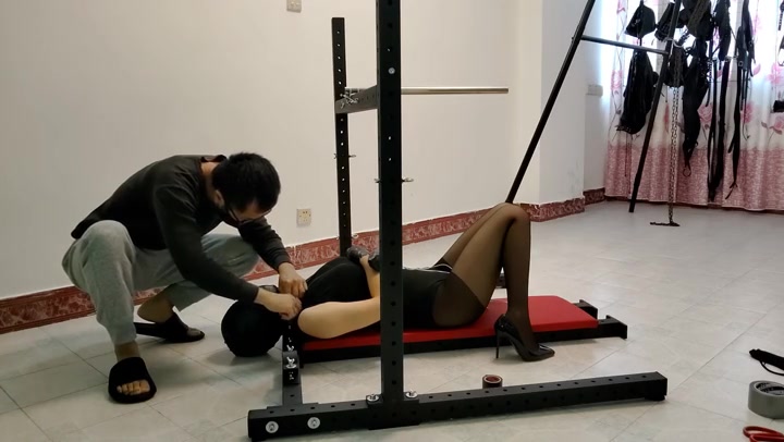 浅浅原创 拘束架（03）超长1个多小时调教全身各处，TK+打脸+内外刺激超长超狠超久 Preview 1