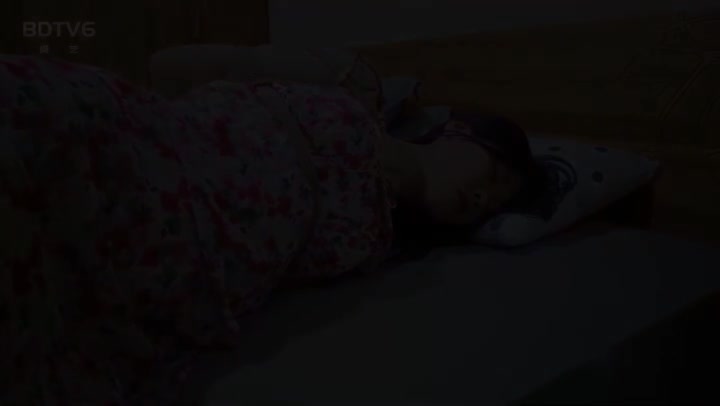 半岛束艺 据说白羊座的女孩都会瞬移 佐伊 Preview 1