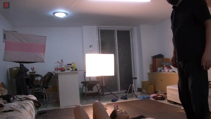 绳之韵_兮兮酱，奈奈生 闺蜜双人捆绑 头脚相对，紧紧绑在一起的两条落难小人鱼 Preview 3