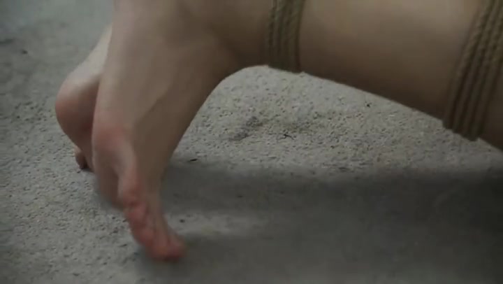 逍遥定制_紧缚时光2之美女杜扬 Preview 2