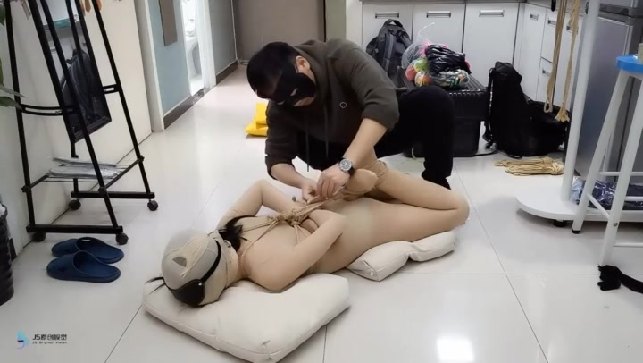 小安 肉丝连体衣 Preview 1