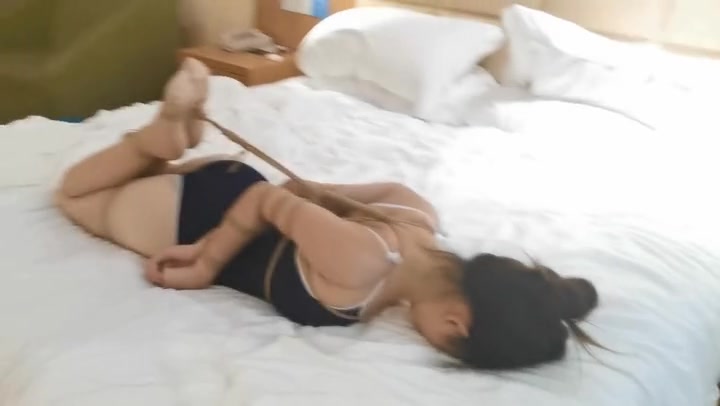 奥特曼 尤涵死库水 强制捆绑直臂驷马 Preview 2