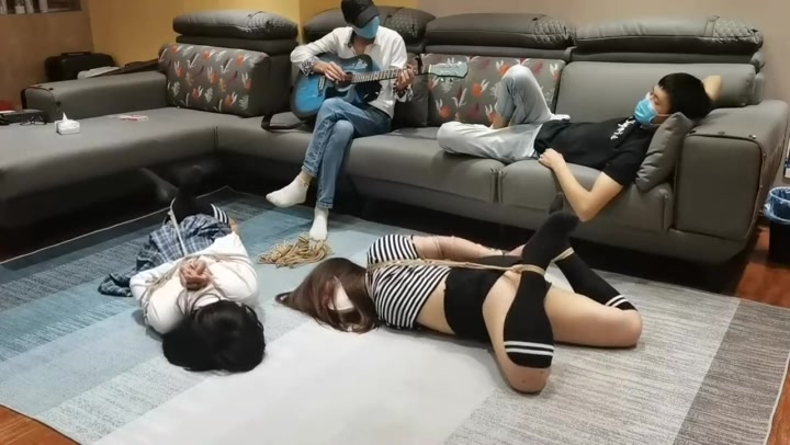 一绳所爱 不听话的惩罚，不听话就绑起来 Preview 2