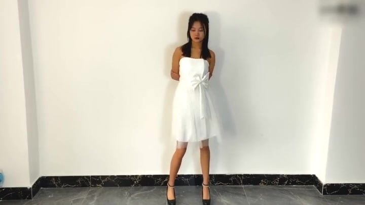 朵朵三套衣服五花展示 Preview 2