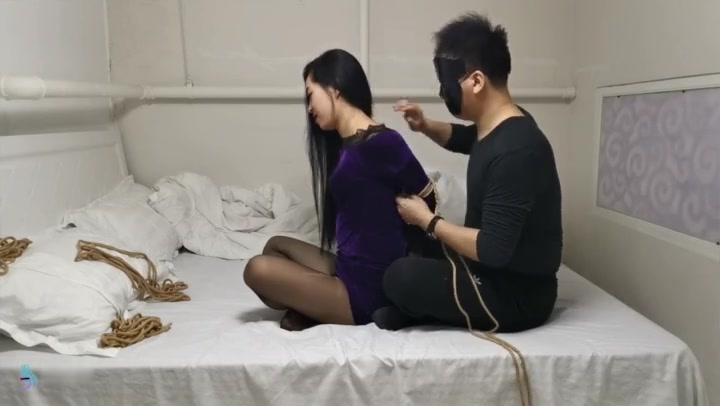 JS原创 婧琪首秀 黑丝驷马TJ 棒刺激抽搐 Preview 1