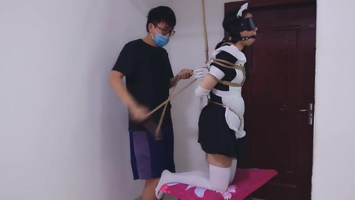 HUI006 白丝女仆吊缚训练 Preview 2