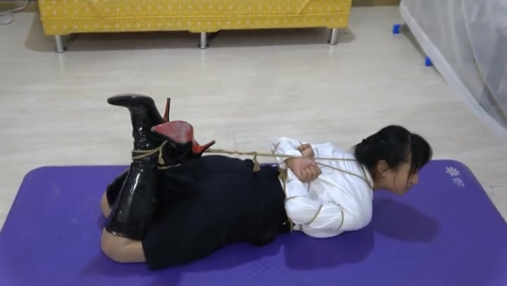体型丰满的妹子 Preview 4