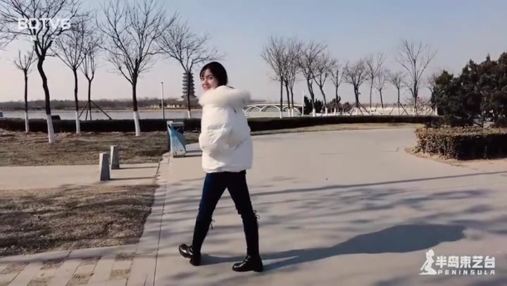 半岛束艺 爱臭美的扎林娜公园一日游 Preview 1