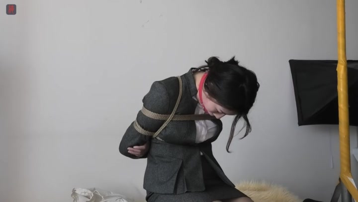 绳之韵 瑾瑜的清明假期（第六集）肉丝小OL的惩罚游戏上部 Preview 3