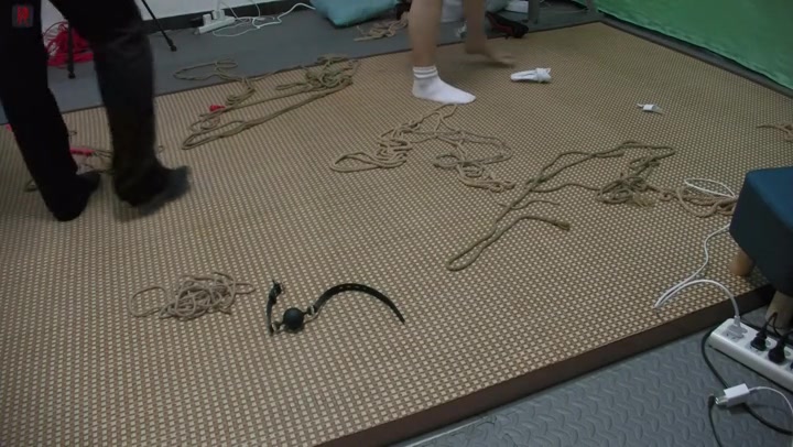 绳之韵 姹紫嫣红一场绳艺“大戏”新人肖雯vs小北双人捆绑 （体操服、白丝，后手驷马、股绳试镜、JK、白袜、欧式驷马） Preview 3