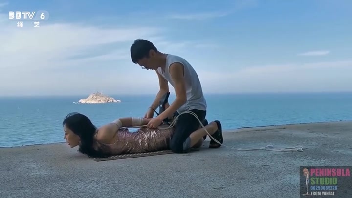 半岛束艺台_悬崖边的金鱼姬-桃子众目睽睽下的驷马 Preview 2