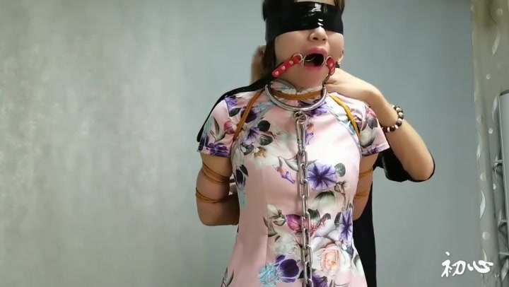 束缘阁 女M潇潇体验五花紧绑，镣铐铁链捆绑调教 Preview 1