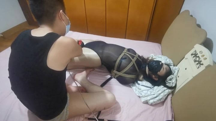 我的媳妇 第十弹（下集）不听话胶带封上、看你老不老实、各种反抗、想跑门都没有 Preview 4