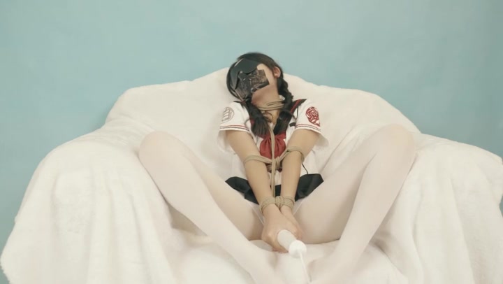 日记少女 开始用棍子固定支愣？ 这方法前面还是挺享受的 Preview 4
