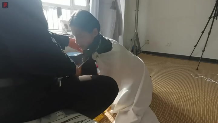 绳之韵 秀儿动漫英雄装系列（第一集）女英雄皮裤长靴，手铐脚镣、狗奴链圈、遛狗、跪拜、吻足 Preview 3