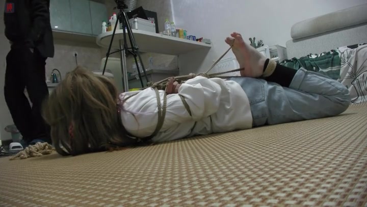 绳之韵 问题少女逃课惯犯小凌，后高手股绳驷马，TK、震，不听话的学生就得严加管教 Preview 4