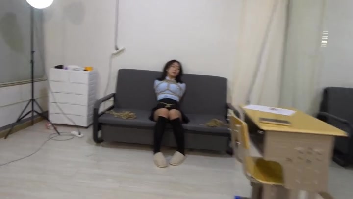 美束映画 黑棉袜jk短裙学生妹 Preview 2