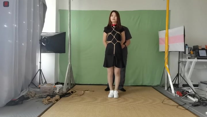 绳之韵 爱跳舞的小九妹口球龟甲缚，递进式捆绑，绳艺韩舞才艺展示 Preview 3