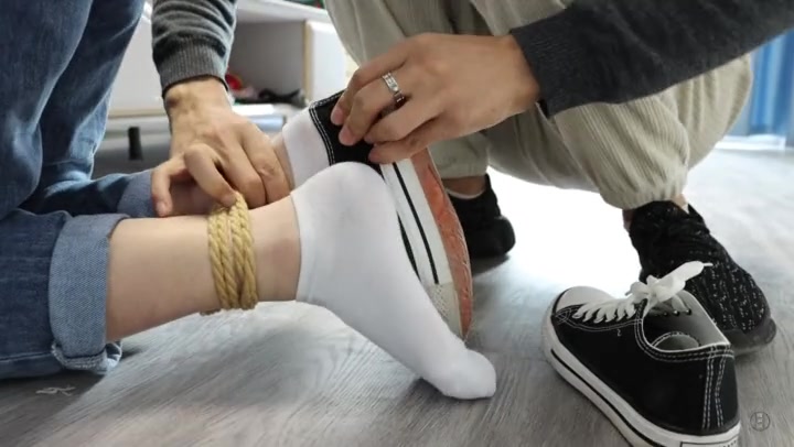 得意客 定拍傲慢女友驯服计划（上）是时候惩罚一下嚣张过度的女朋友了 Preview 1