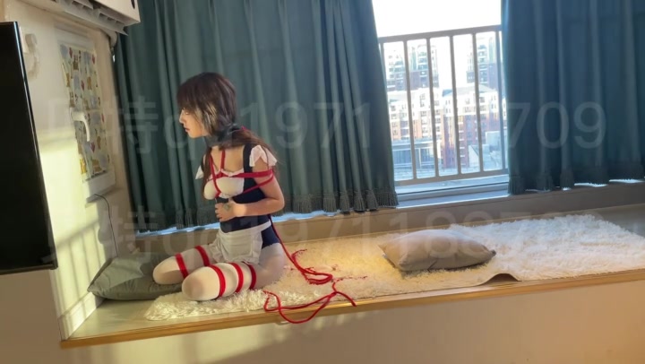 贝特绳艺 小艺猫娘白丝女仆装挣扎脱缚 Preview 4