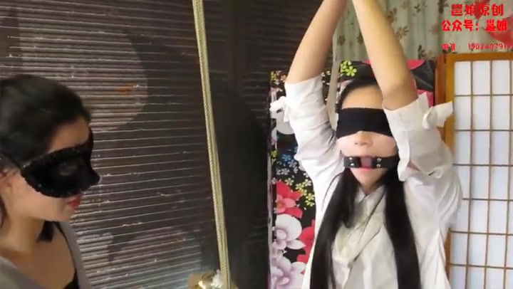 CC的白衬衣单脚吊缚 Preview 4