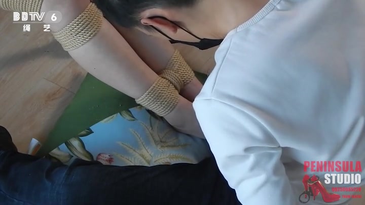[半岛束艺台] 海语特别的生日，摘下眼罩看到蛋糕感动哭了 Preview 1