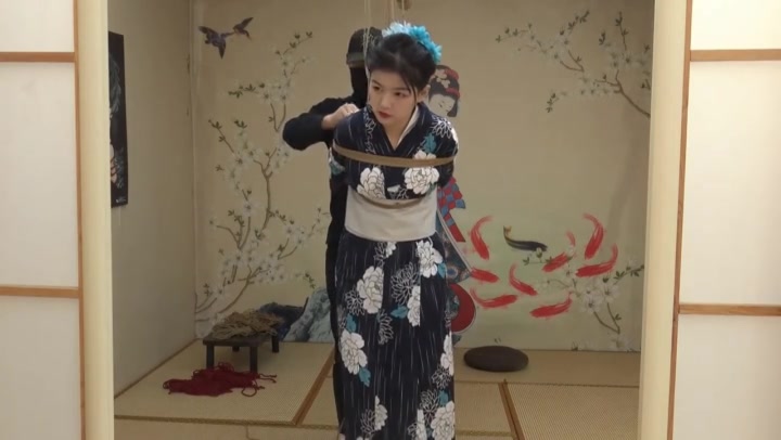 乐乐日式和服紧缚悬吊 Preview 1