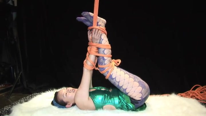 【小雅美缚】网格丝袜 美腿美臀 日式团缚 Preview 3