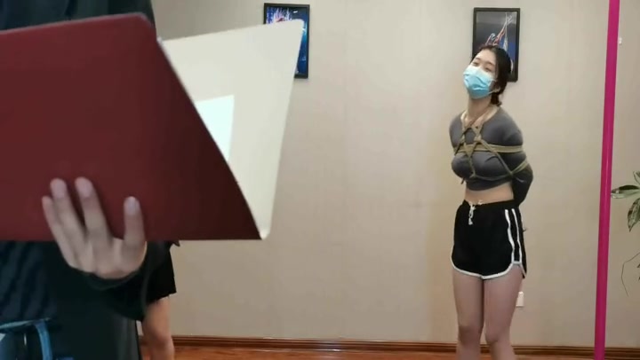 一绳所爱 宋思琪和仙仙两个女孩捆绑玩游戏不亦乐乎 Preview 1