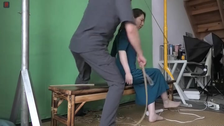 绳之韵 俏阿姨诗韵（上）空心更“敏感”，孔雀蓝长裙、超薄灰丝、日常捆绑 Preview 1