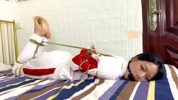 xiao素素 素素白色校服驷马tk Preview 3