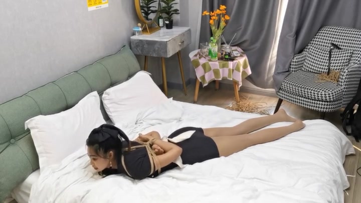 奥特曼 新妹子 于惠和小文，两个舞蹈生闺蜜 Preview 3