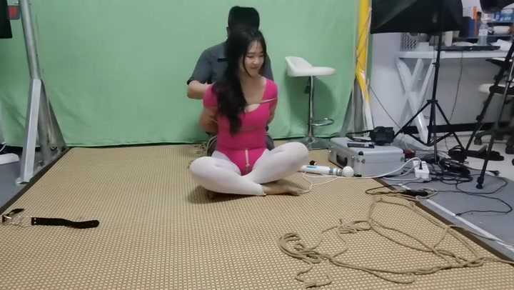 绳之韵 微胖界新人小乖试镜（第三集）体操服白丝，极虐桃缚放置、口球、TK Preview 2