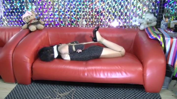 美女护士小宇医护室遭劫绑架捆绑虐待刑讯调教 Preview 3