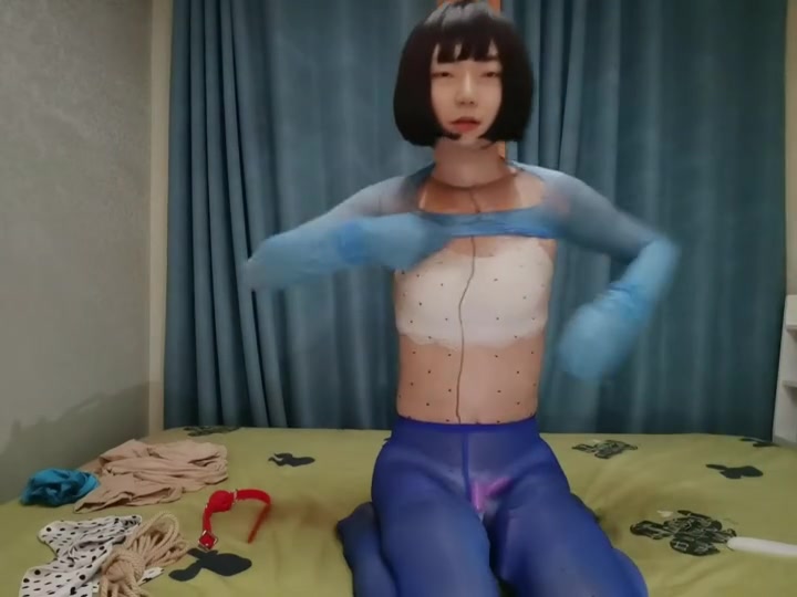 绳子加丝袜全包自缚 Preview 1