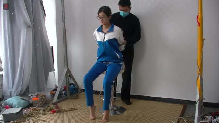 绳之韵 风骚眼镜学生妹羽灵后高手（上集）口球、龙缚、TK Preview 1