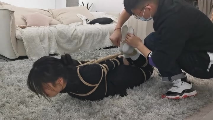 奥特曼 被勒嘴驷马极限捆绑后疯狂挣扎的K-WEN Preview 2